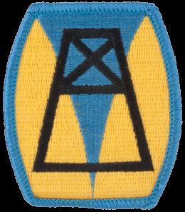 156 QUARTERMASTER CMD WITH HOOK AND LOOP FASTENER